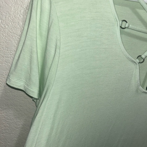 NWOT American Eagle Outfitters Sea Green/Mint Tee - Picture 3 of 6